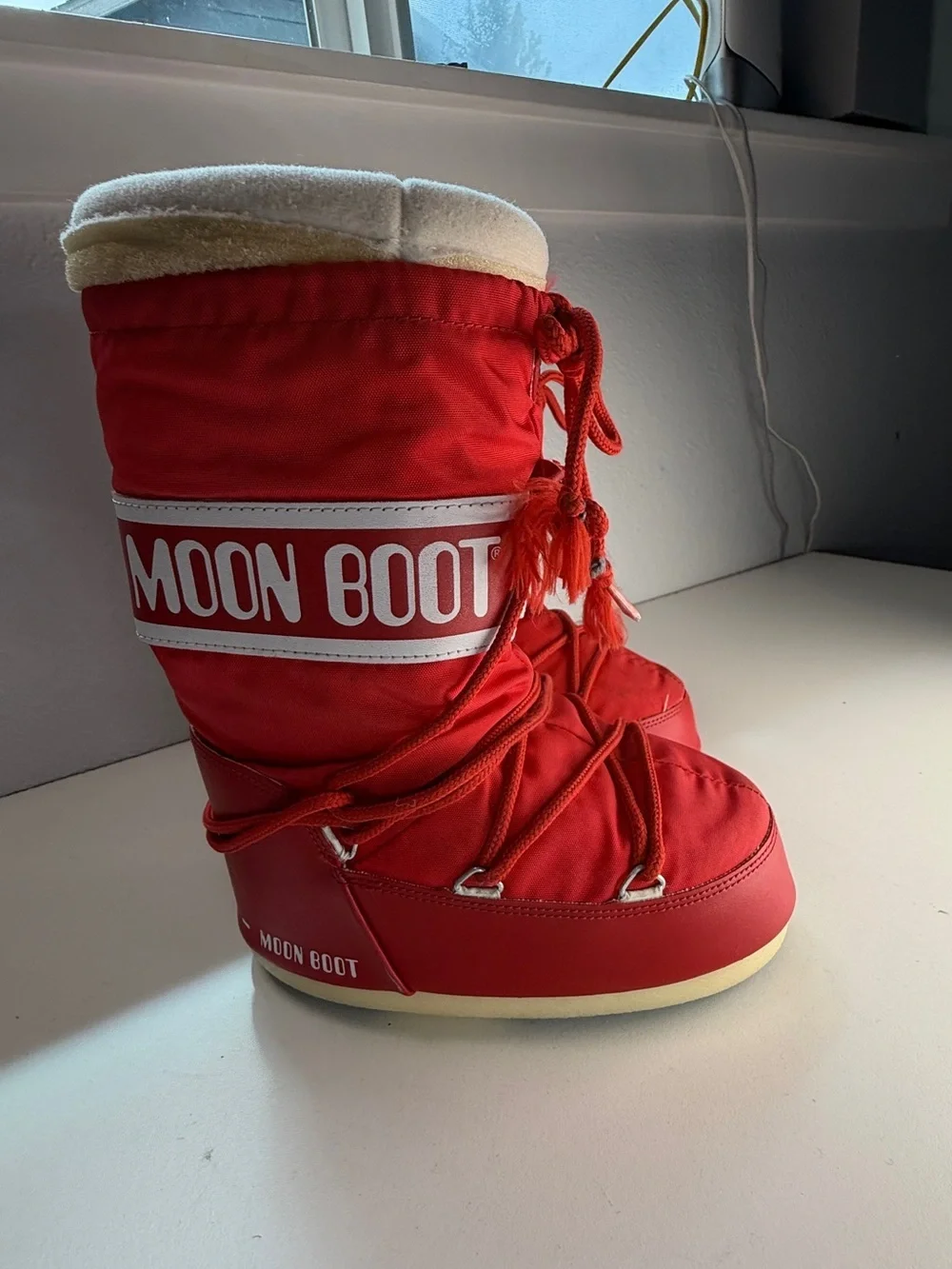 Moon Boot Original Red Nylon Snow Boots kids EU 31 34 Kids 13.5 - 2.5